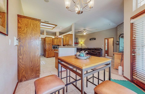 Northeast Heights House | Experience Albuquerque's charm 4 bedroom Single Level Home