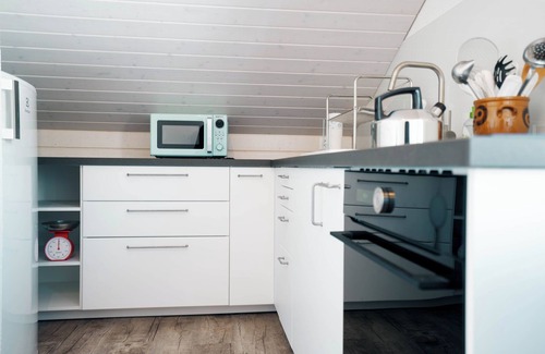 Amden Apartment | "Experience Blissful Family Getaways at Apartment Sunnerösli!"