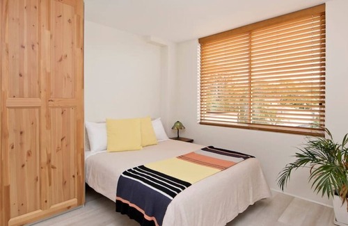Bondi Apartment | Experience Bondi Beach as your Backdrop
