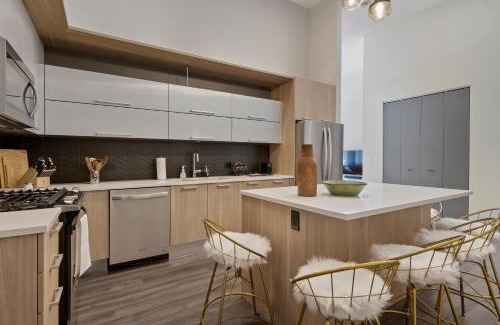 Downtown Chicago Apartment | Experience Downtown Chicago at Millennium - Luxury Apartments in The Loop