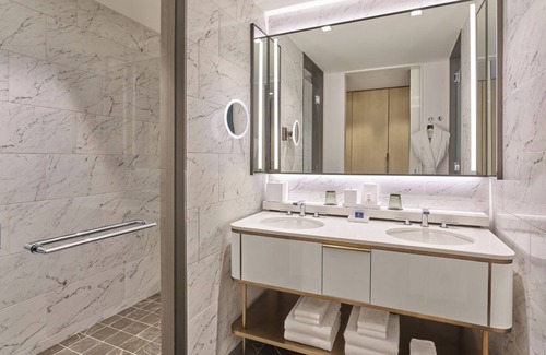 Fort Worth Cultural District Hotel | Experience Elegance at Distinct Room Near Fort Worth’s Buzz