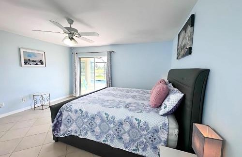 Port Charlotte Villa | Experience Fun Starts Here w Pool & Wifi