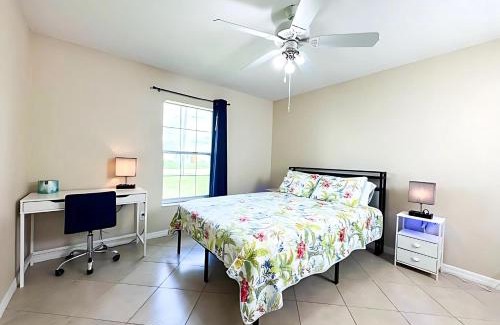 Port Charlotte Villa | Experience Fun Starts Here w Pool & Wifi