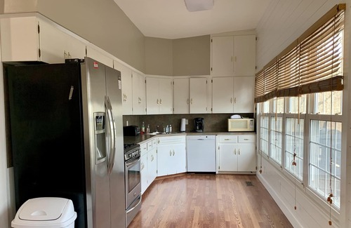 Almo House | Experience Kentucky Lake out the back door! Spacious 4-bedroom retreat awaits.