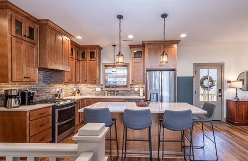 Bryson City House | Experience luxury at Fontana Grace