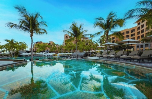 Loreto Apartment | Experience Luxury with Unparalleled Views in Loreto