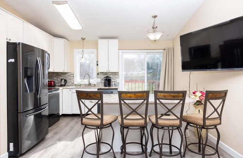 Shakopee House | Experience Minnesota winter in a cozy house with radiant heat floor!