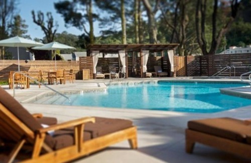 Almonte House | Experience our newly renovated rooms located in beautiful Marin county!