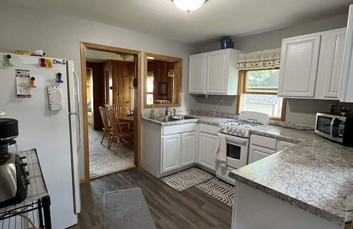 Grandy House | Experience Pokegama charm in our cozy 3 bedroom cabin.