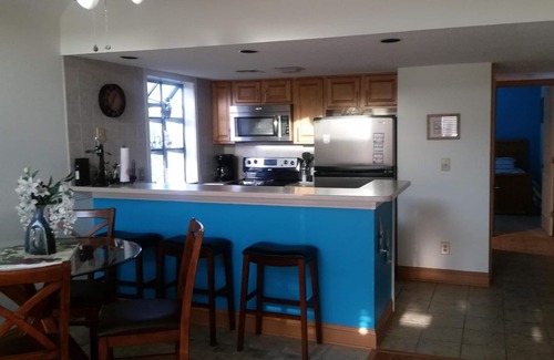 Myrtle Beach Condo | Experience sand between your toes, just steps away from Myrtle Beach Beaches