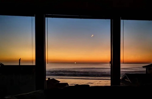 Florence House | Experience Spacious Coastal Living at Seascape - Stunning Views of Heceta Beach