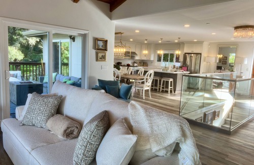 Monterey House | Experience the Luxury Living in a 2-BR Home in Beautiful Carmel-by-the-Sea