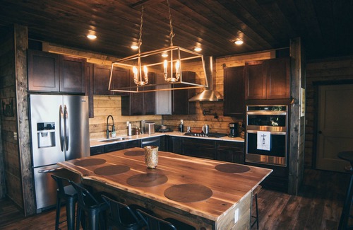 Jasper Cabin | Experience the most stunning views the Ozarks have to offer