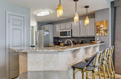 Pensacola Beach Condo | Experience the Wow Factor! What an Awesome View! Large 3/3. Pool! Hot Tub!