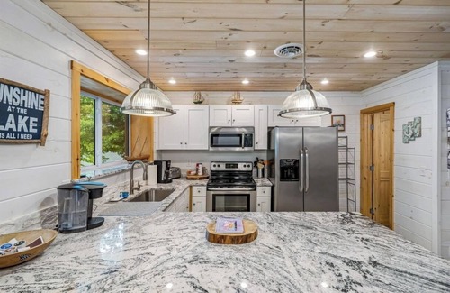 Butler House | EXPERIENCE THE WATER'S EDGE. FAMILIES LOVE IT! EVERYONE LOVES IT!n