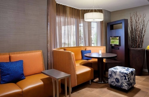 Las Vegas Apartment | Experience the world-famous Las Vegas Strip! W/Pool, Parking Access!