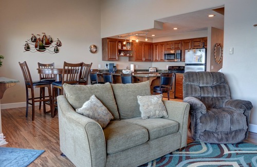Depoe Bay House | Experience this beautifully modern condo with great views of Depoe Bay!