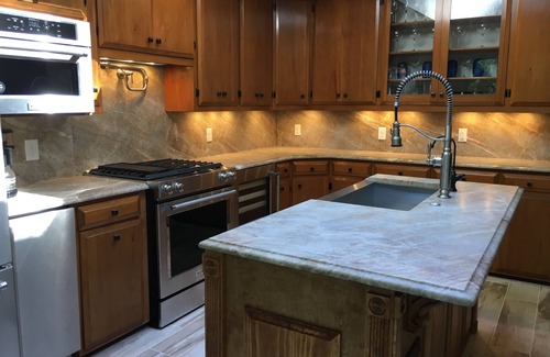 Charlottesville House | Experience Timeless Sophistication right in the Heart of Charlottesville!