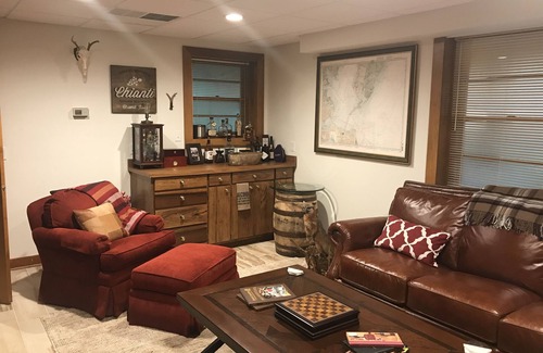 Charlottesville House | Experience Timeless Sophistication right in the Heart of Charlottesville!