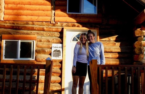 Healy Cabin | Experience true Alaska secluded Cabin just 15 minutes from Denali National Park.