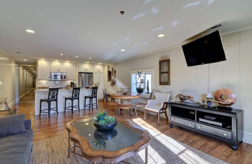 Highlands House | Experience True Luxury in the Heart of Highlands