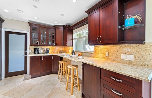 Lauderdale-by-the-Sea House | Experience the ultimate in luxury living at this stunning 3-bedroom, 2-bathroom home