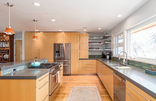 Frasier Meadows House | Explore Boulder - Patio w/hot tub & fire pit!n