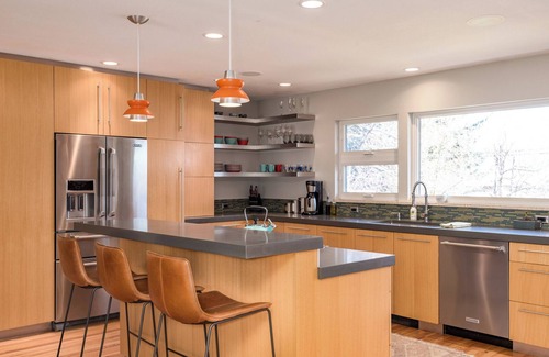 Frasier Meadows House | Explore Boulder - Patio w/hot tub & fire pit!n