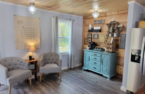 Aquone Cabin | Explore Nantahala, hiking-boating-rafting-weddings-firepit-wifi-pet friendly*