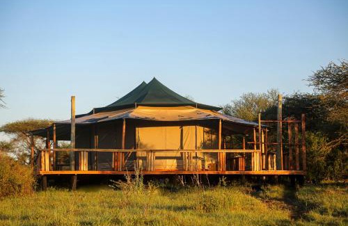Maasai Mara Hotel | Explore Nature Lodge