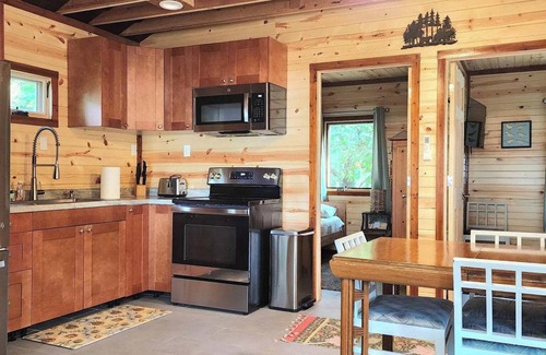 Honor Cottage | Explore Sleeping Bear: Roadhouse