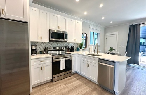 River District Apartment | Explore @ The Cove Riverwalk Villas