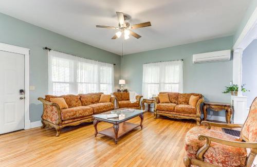 Clarksville House | Explore the Ozarks Arkansas Family Home!