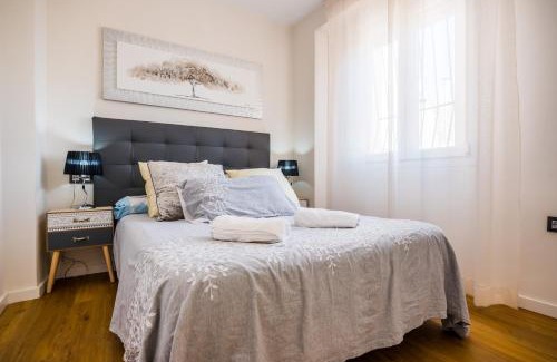 Almeria Centro Apartment | Expoholidays-Rueda Lopez apartamento de lujo