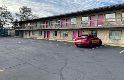 Rahway Hotel | Express Inn-Rahway