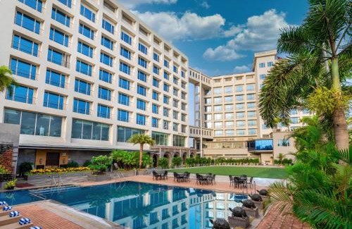 Nashik Hotel | Express Inn The Business Luxury Hotel