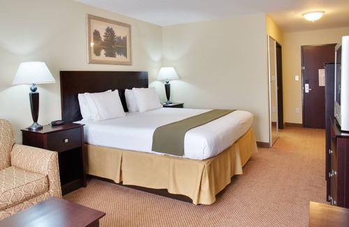 New Llano Hotel | Express Inn