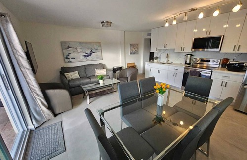 Mid Beach Condo | Exquisite 2 Bedroom 2 Bath Steps to the Beach!