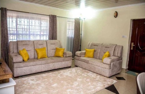 Eldoret Apartment | Exquisite 2BR Apartment (En-suite) near Rupa Mall