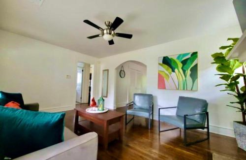 Home Park House | Exquisite 4Bedroom Home-sleep 14