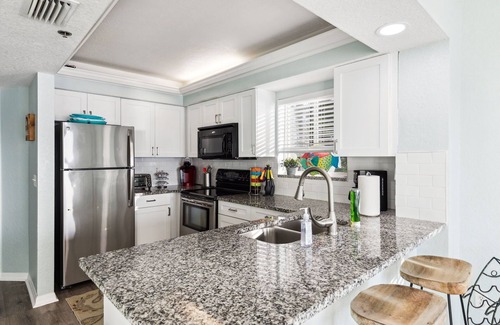 Indian Rocks Beach Condo | Exquisite Beachfront Penthouse Condo on Indian Rocks Beach