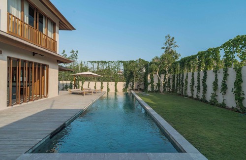 Cemagi House | Exquisite Bohemain 4-bdr modern nestled in the serene embrace of Seseh, Canggu.