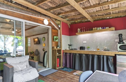 Moorea-Maiao House | Exquisite Bungalow with Beachfront Jacuzzi