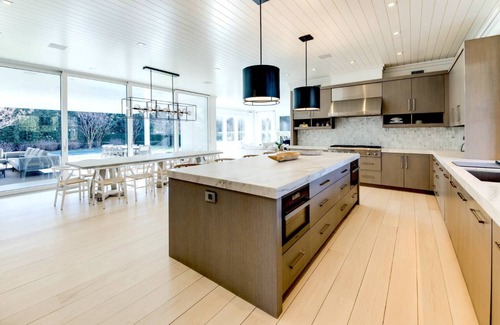 East Hampton North House | Exquisite Custom Home in the Heart of East Hampton