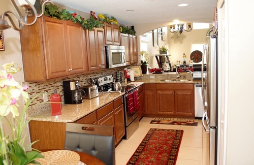 Creekside House | Exquisite Destination. Bay Vista