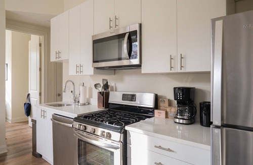 Dupont Circle Apartment | Exquisite Dupont Circle 1BR w/W/D, nr Metro Station, by Blueground