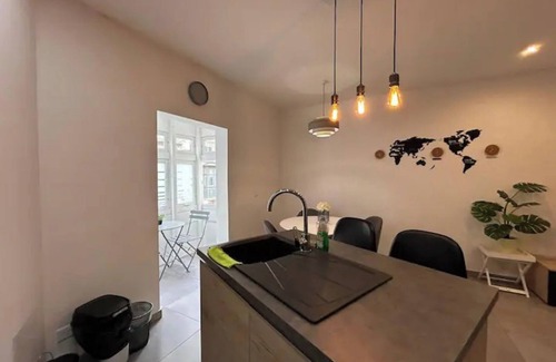 Gzira Apartment | Exquisite Getaway in Gzira-Sliema Hubn
