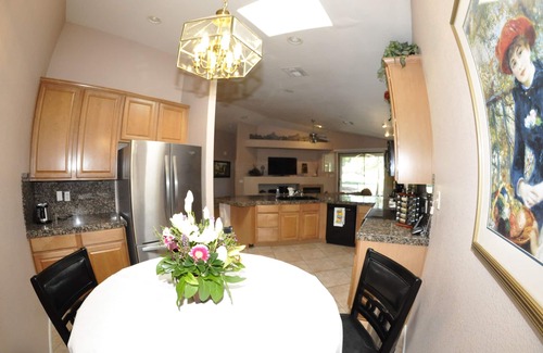 South Mountain House | Exquisite golf course home, centrally located, near airport/Tempe/downtown