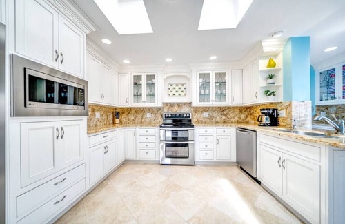 Cypress Lakes House | EXQUISITE HEATED POOL+WATERFRONT! 1 MILE TO BEACH!
