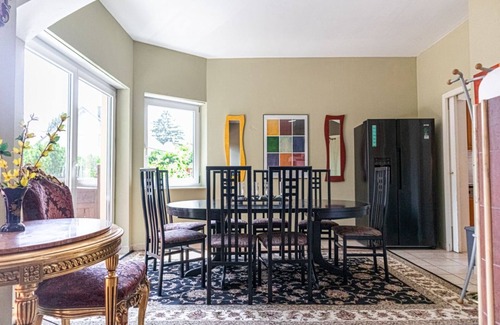 Grinzing Villa | Exquisite Home w/Garden & Free Parking - for 20p